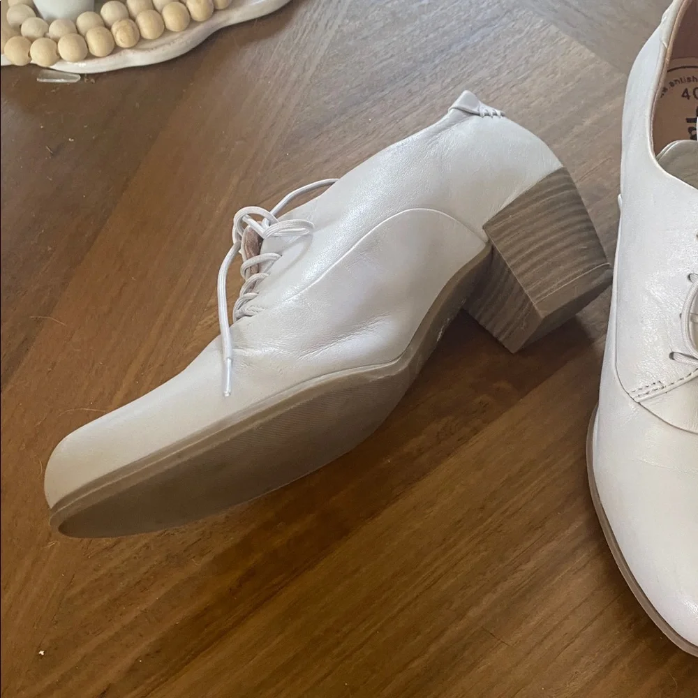 Tamaris lace up shoes - Picture 2 of 9